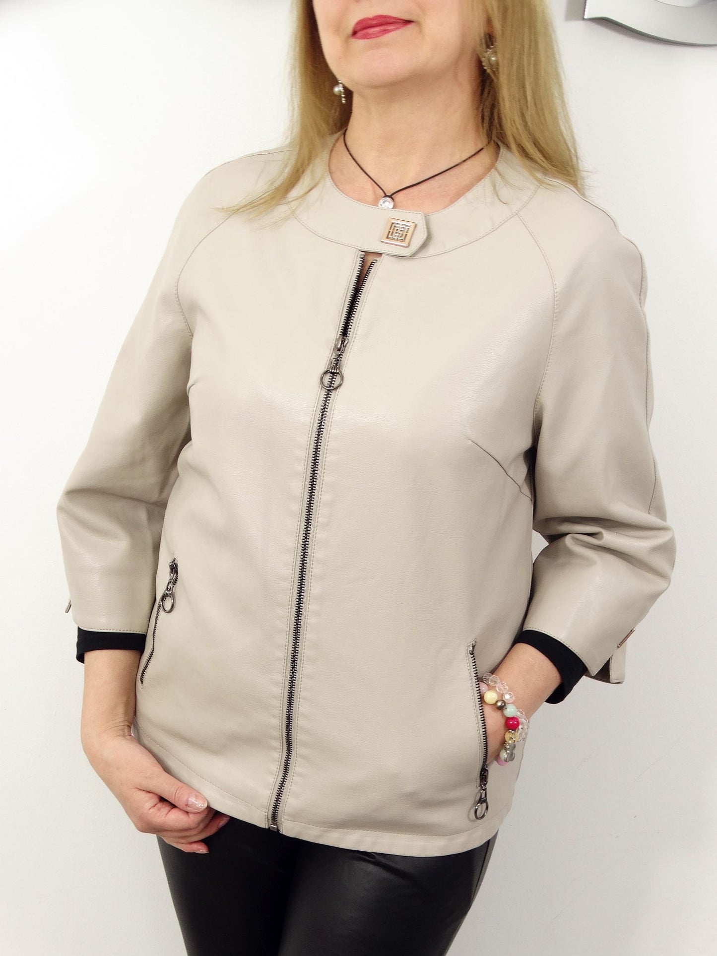 Cera | Schicke Kunstlederjacke