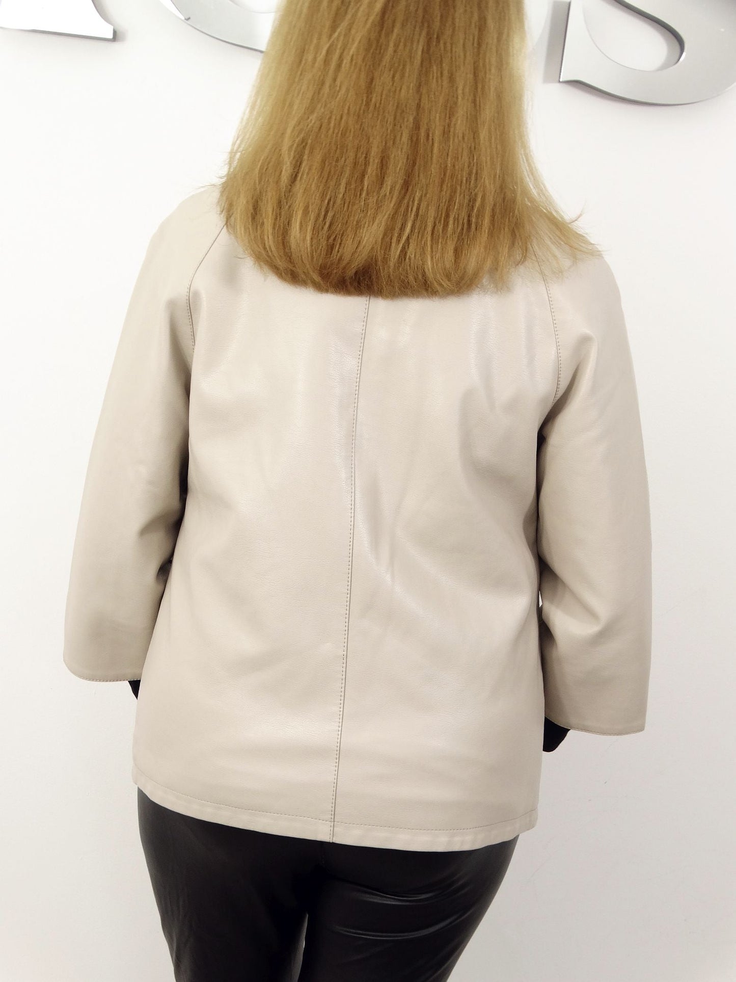 Cera | Schicke Kunstlederjacke
