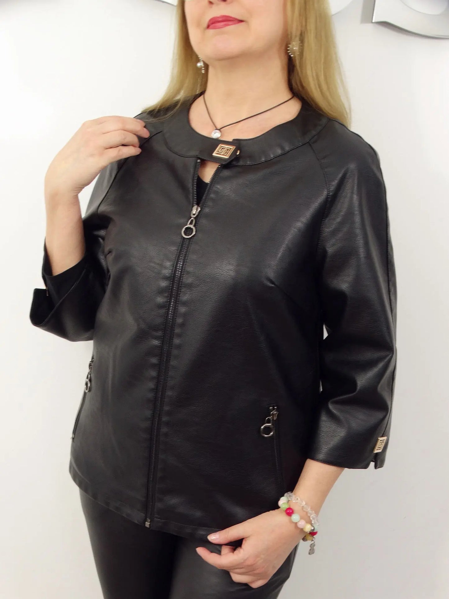 Cera | Schicke Kunstlederjacke