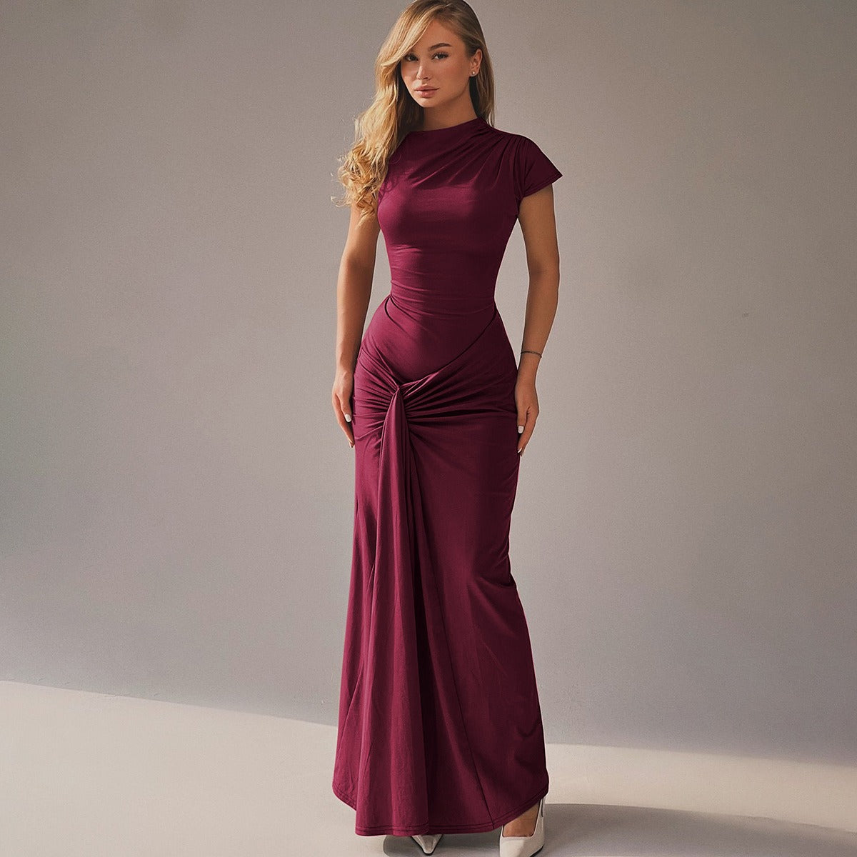 Averie™ | Leichtes Plisseekleid mit Kurzarm & Schnürung
