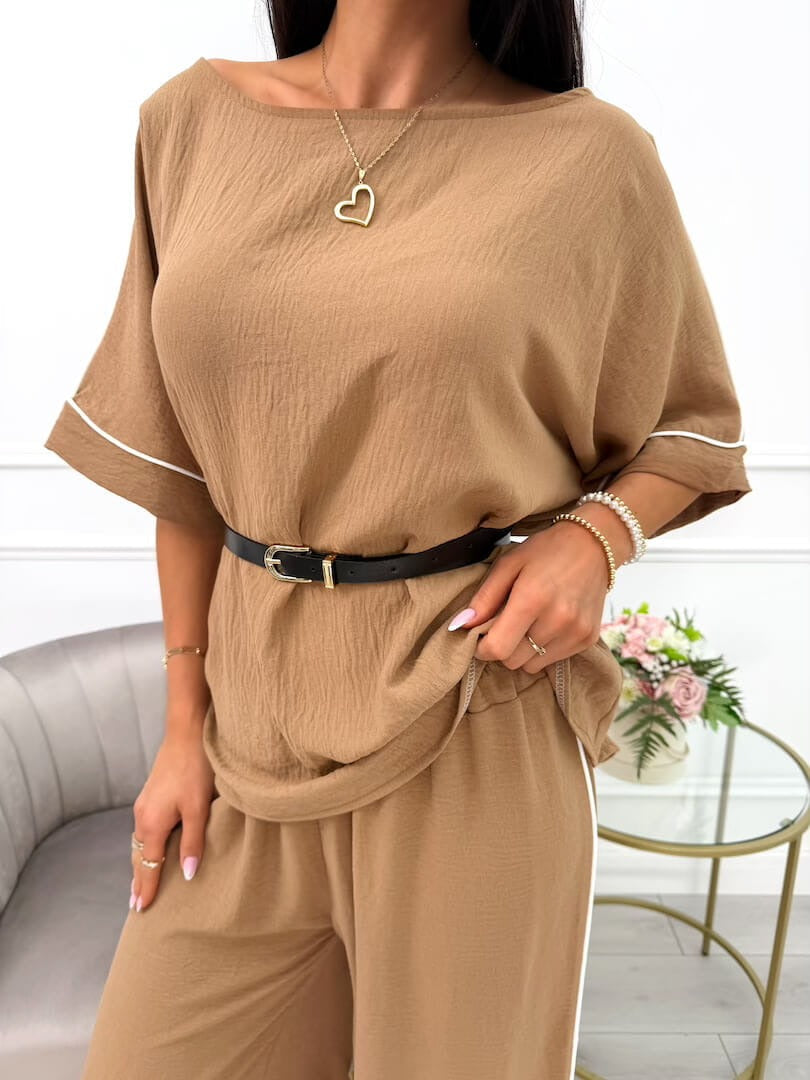 Amyra | modisches Set mit Gürtel für Damen