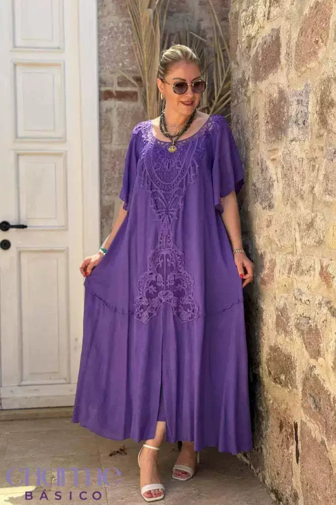 Petunya | Trendiges einfarbiges Kleid im Boho-Ethno-Stil
