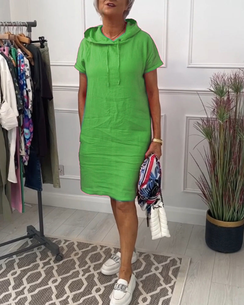 Nyla | Bequemes kurzärmeliges Freizeitkleid mit Kapuze