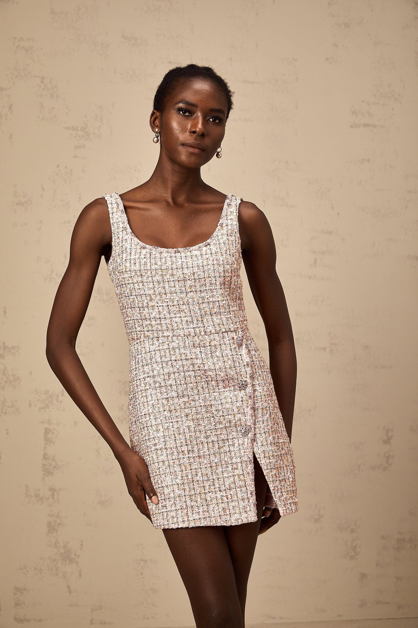 Alexia | stilvolles rosa Minikleid im Tweed-Design