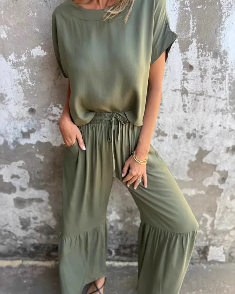 Aneri | Zweiteilig: Set aus Oberteil und Hose mit gerafftem Saum