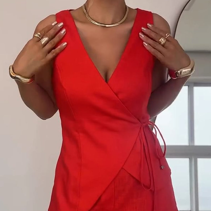 Mabel | Ärmelloses Top mit Umschlagausschnitt und taillenhohe Shorts