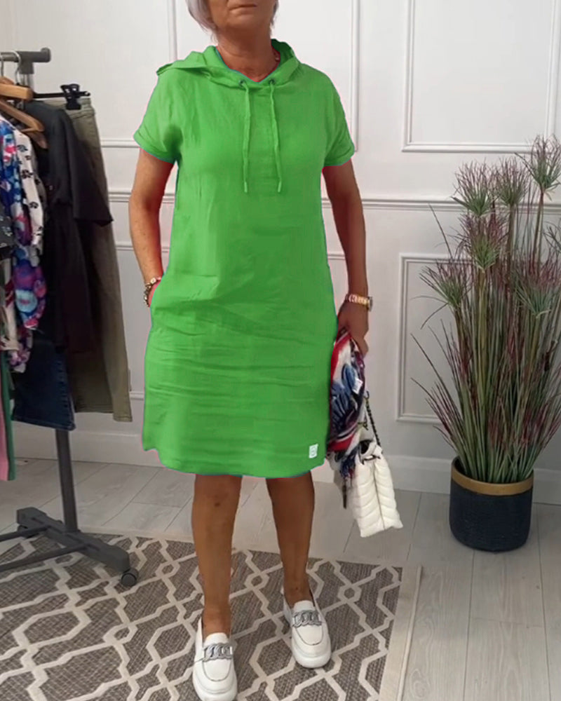 Nyla | Bequemes kurzärmeliges Freizeitkleid mit Kapuze