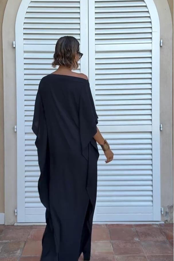 Ivy | femininer Kaftan mit fließendem Stoff und asymmetrischem Schnitt