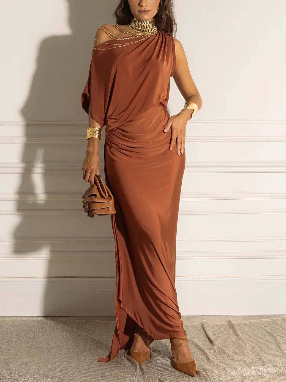 Selvira | Schulterfreies Falten-Maxikleid