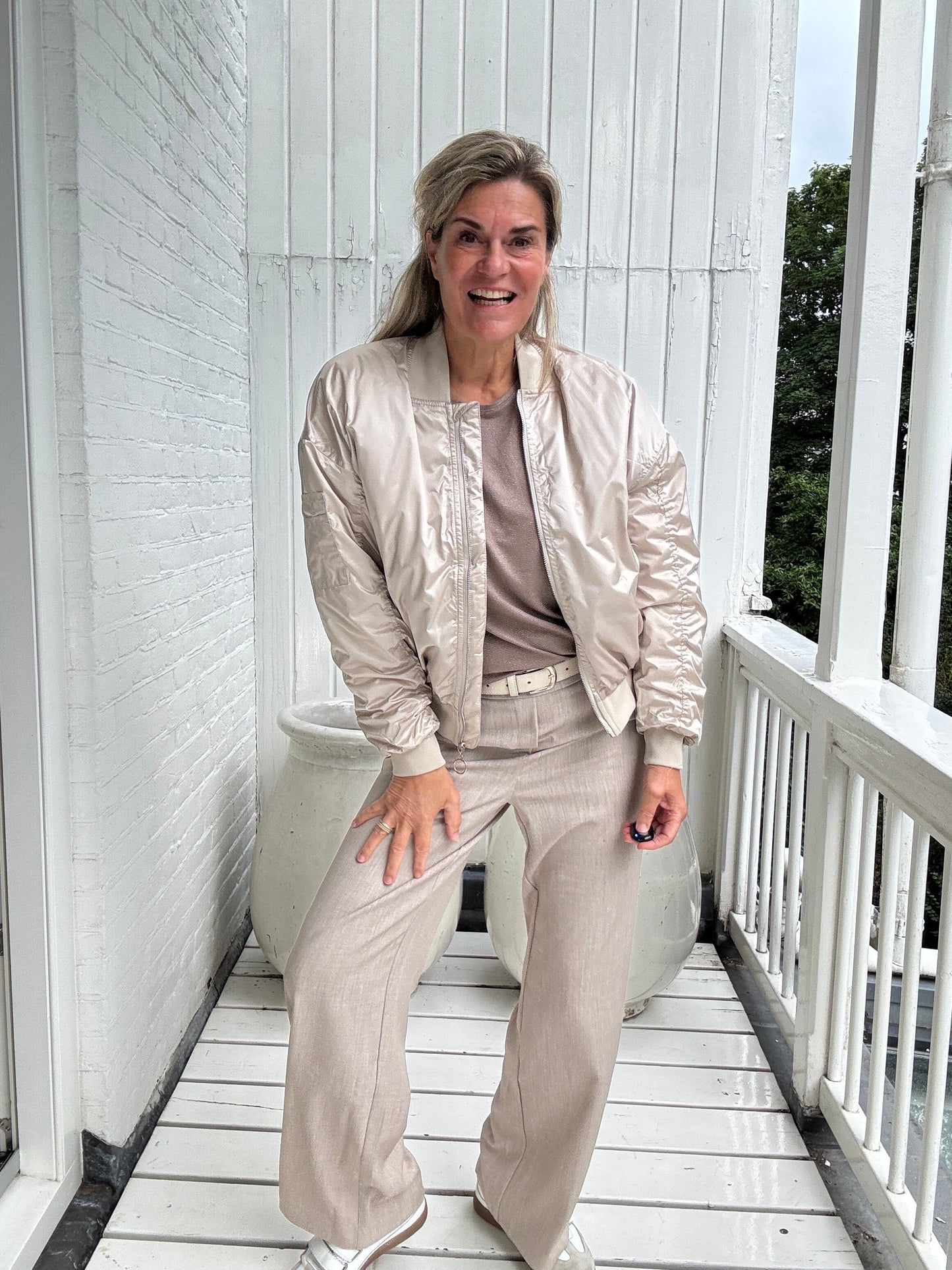 Demi | Modische Damenjacke im Bomberstil, vielseitig & chic