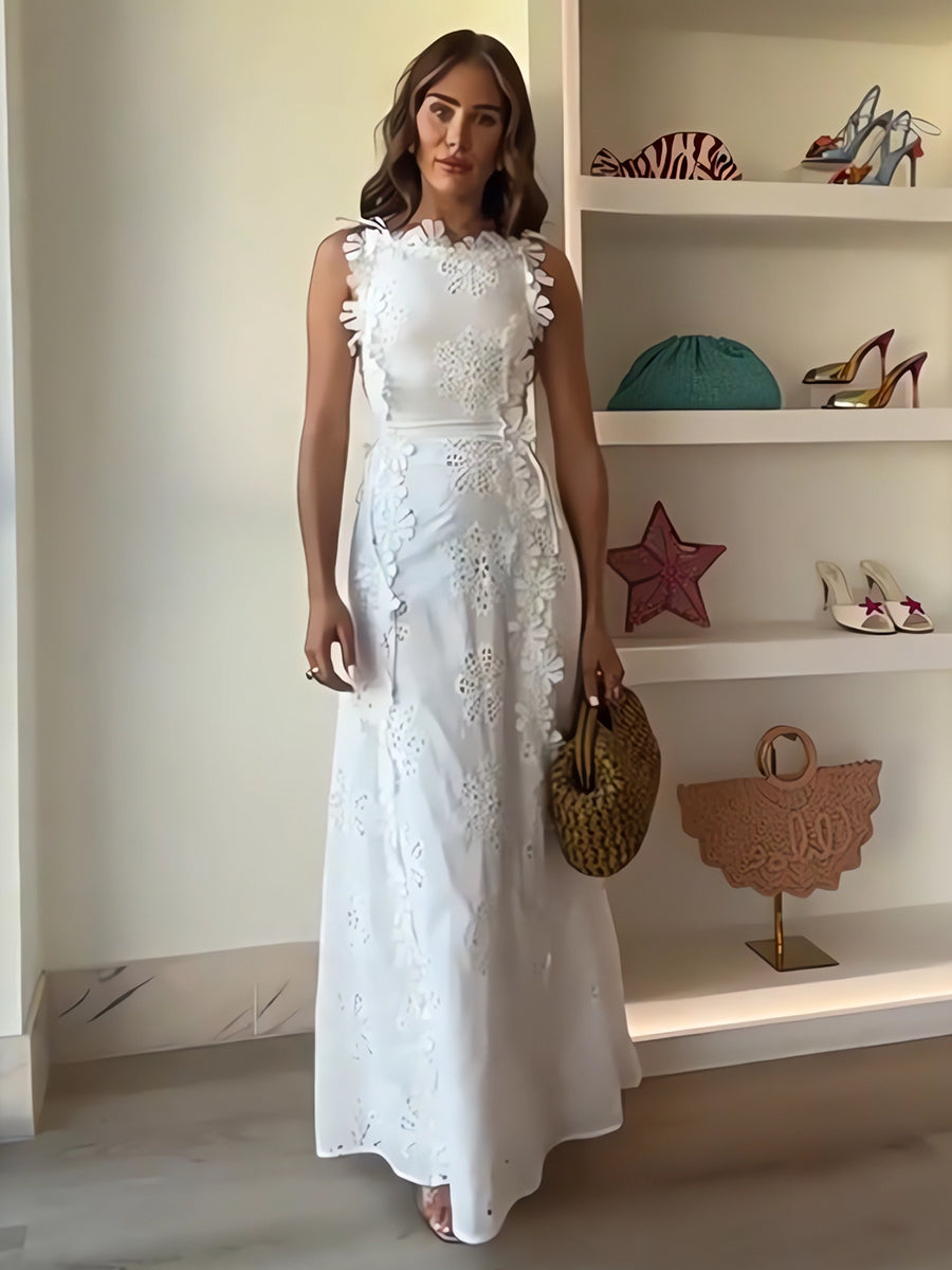 Leya | Blumiges Spitzenkleid mit Lochstickerei