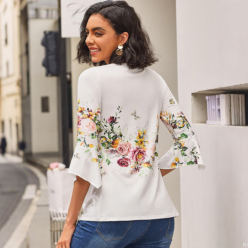 Adinna | Damenbluse mit V-Ausschnitt und Print