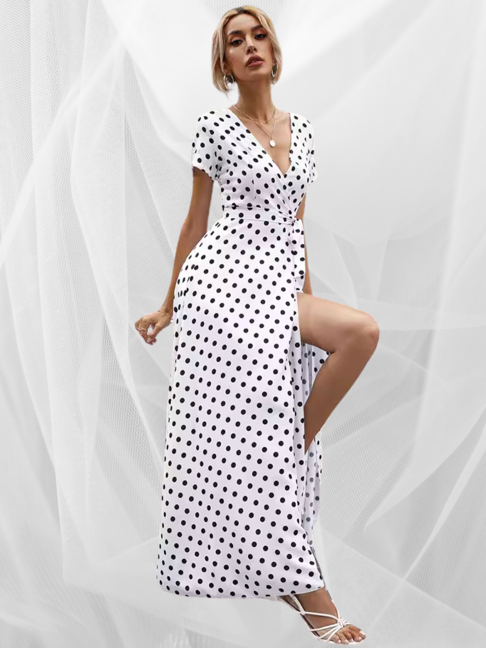 Savannah | Lässiges Kleid mit geteiltem Punktmuster