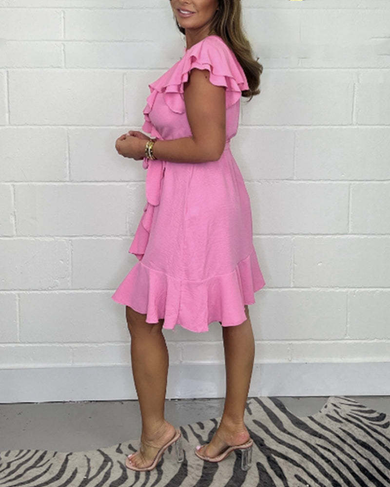 Priscilla™ | Sommerkleid mit Ausschnitt und Volant in Uni-Farbe