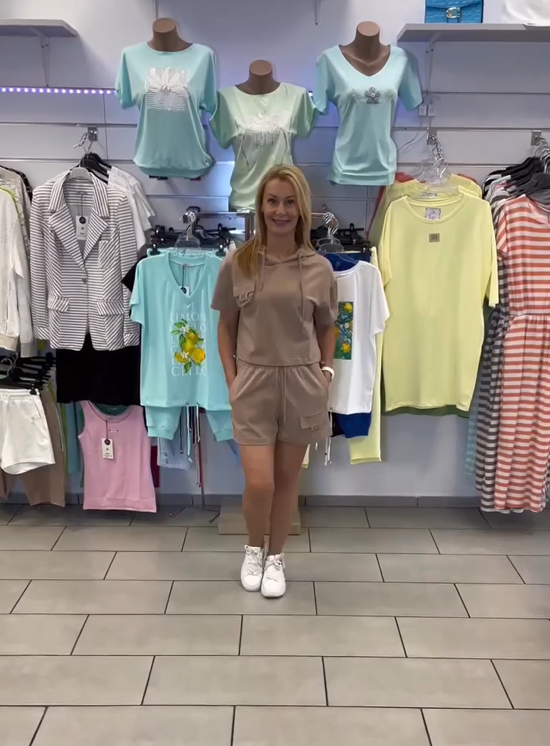 Kylee | sportliche Shorts mit Kapuzen-Design