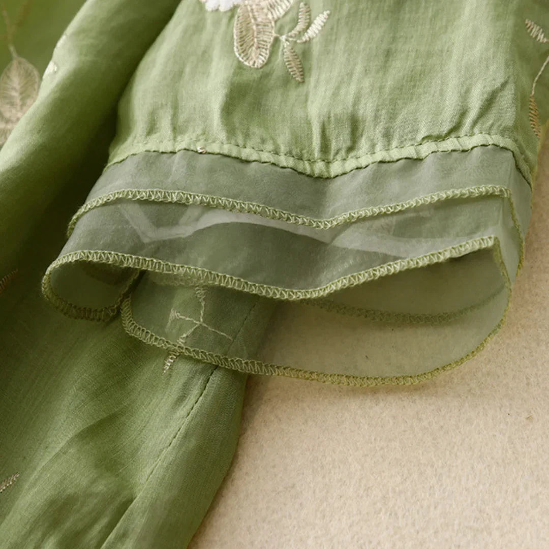 Nerry | Elegante Bluse mit zarten Stickdetails