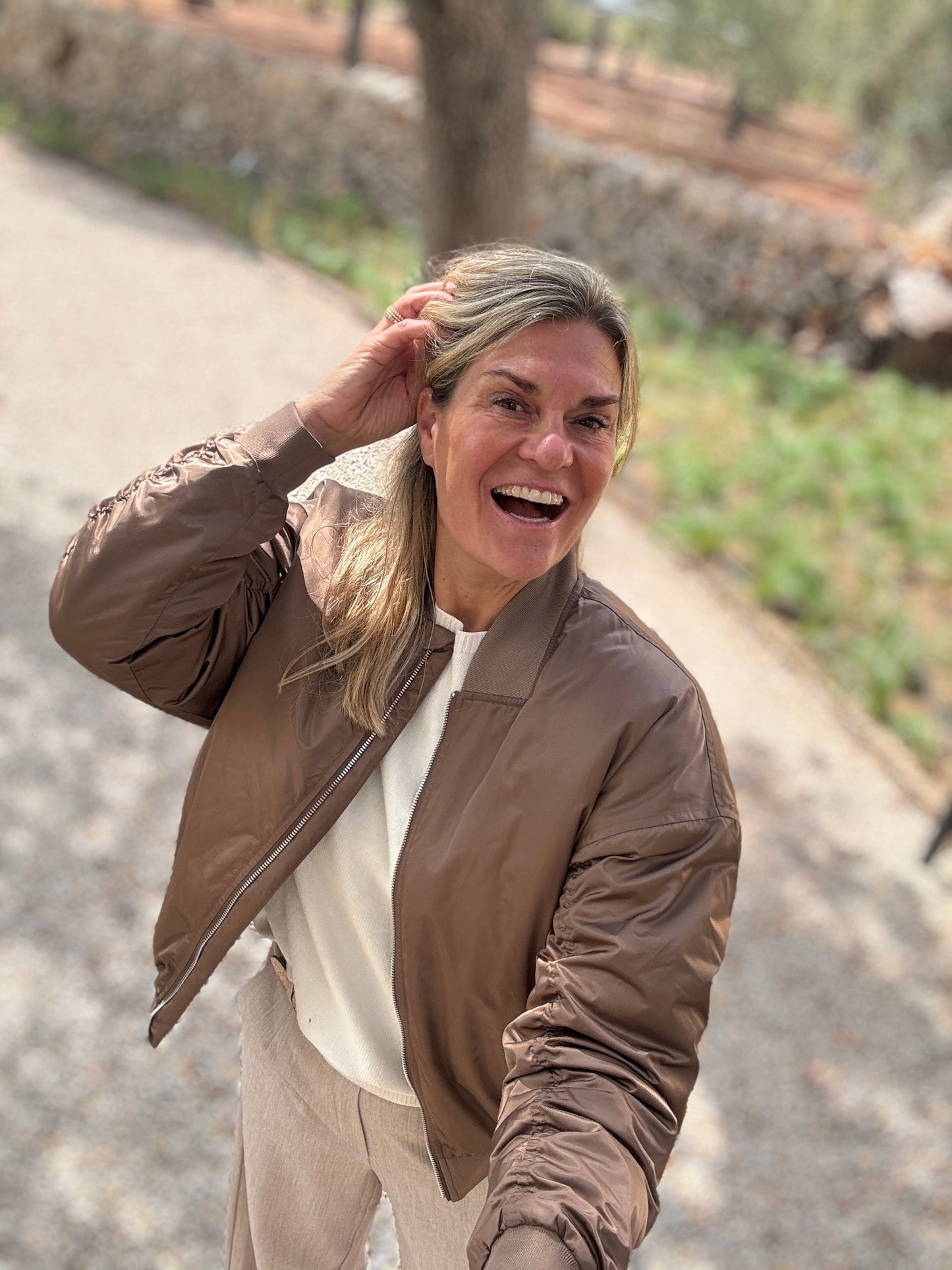 Demi | Modische Damenjacke im Bomberstil, vielseitig & chic