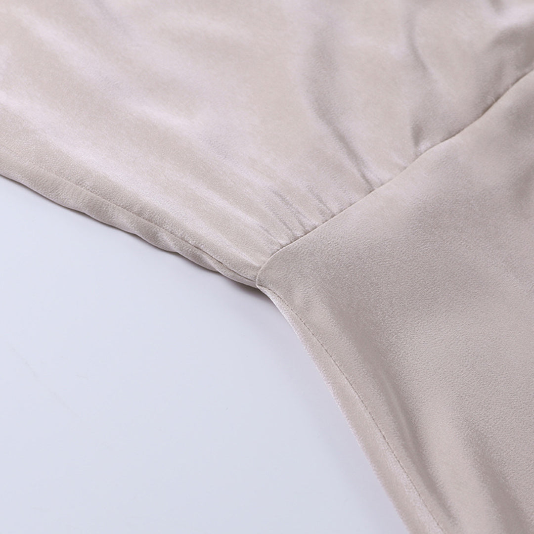 Silvie | Schickes trägerloses Kleid mit fließendem Schnitt