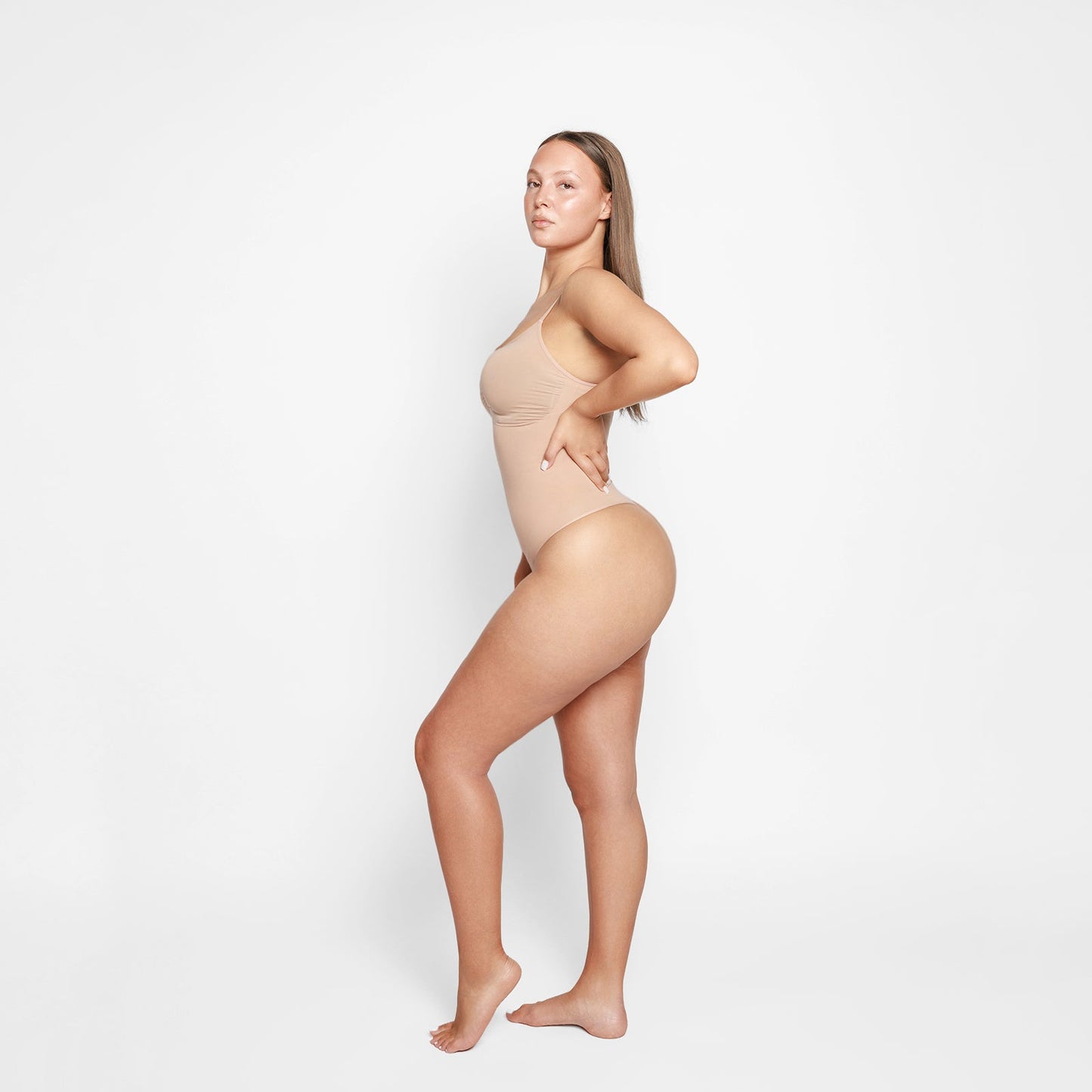 Leonie | nahtloser Shaping-Bodysuit mit String
