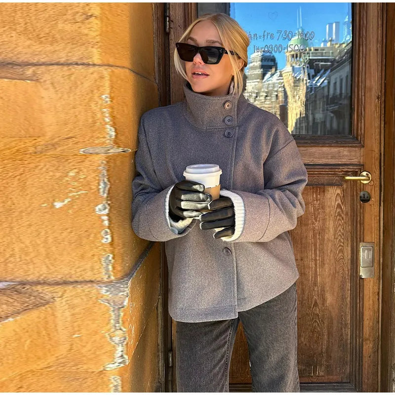 Elsbeth | Modischer Kurzer Mantel mit elegantem Kragen