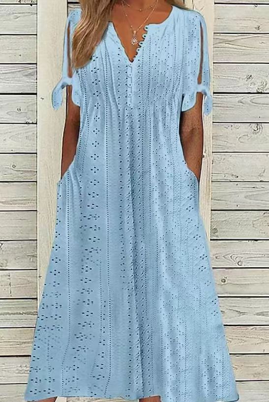 Elani | feminines Kleid mit herzförmigem Ausschnitt