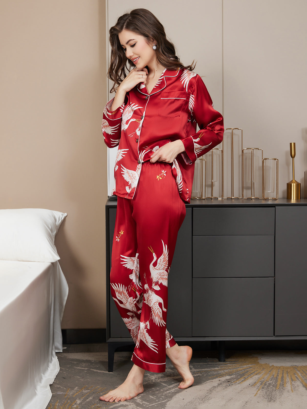 Nola | luxuriöses Damenpyjama-Set mit kontrastierender Bindung
