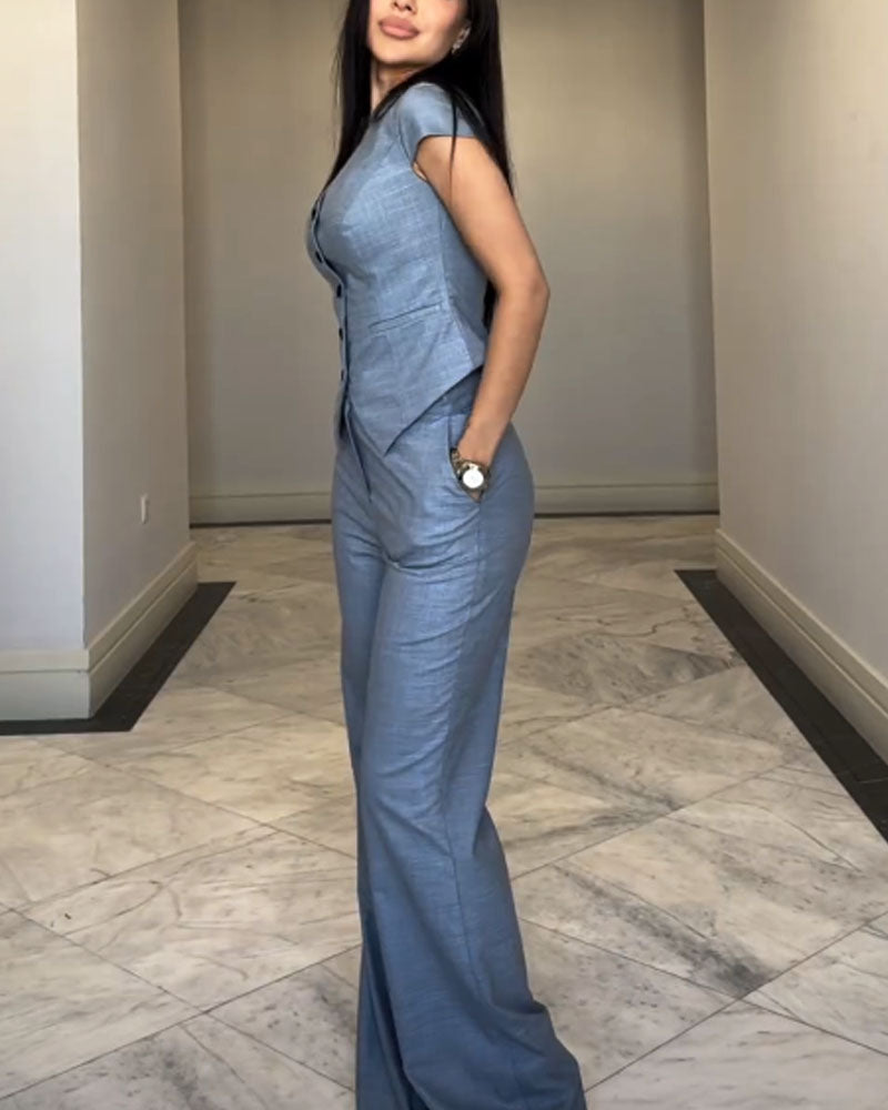 Yara | stilvolles Set für Damen mit V-Ausschnitt-Bluse und Hose.