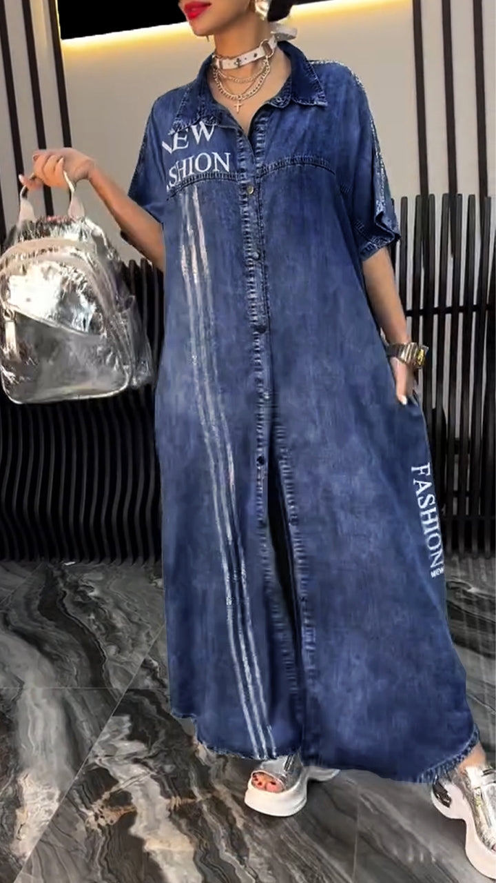 Rosia | Lässiges Maxi-Hemdkleid aus Denim mit Textdetails