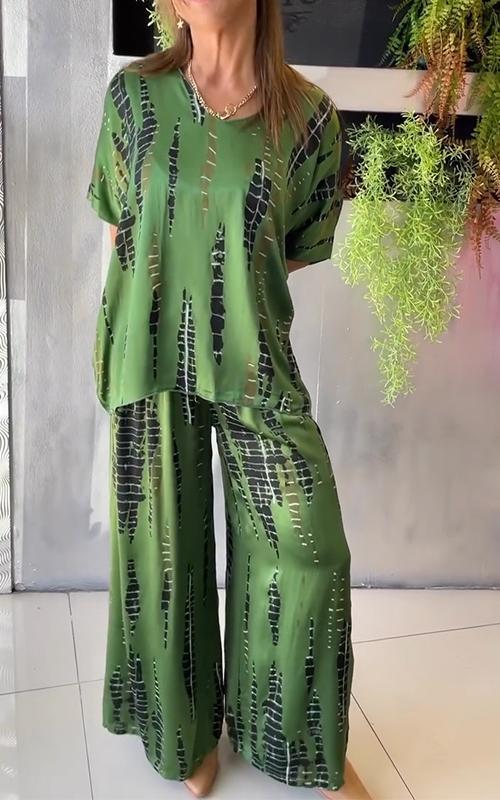 Kirsten | stilvoller Satin-Freizeitanzug mit rundem Ausschnitt für Damen