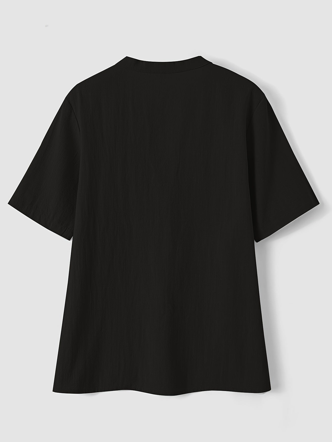 Sofia | feminines Oberteil mit V-Ausschnitt und dekorativer Knopfleiste