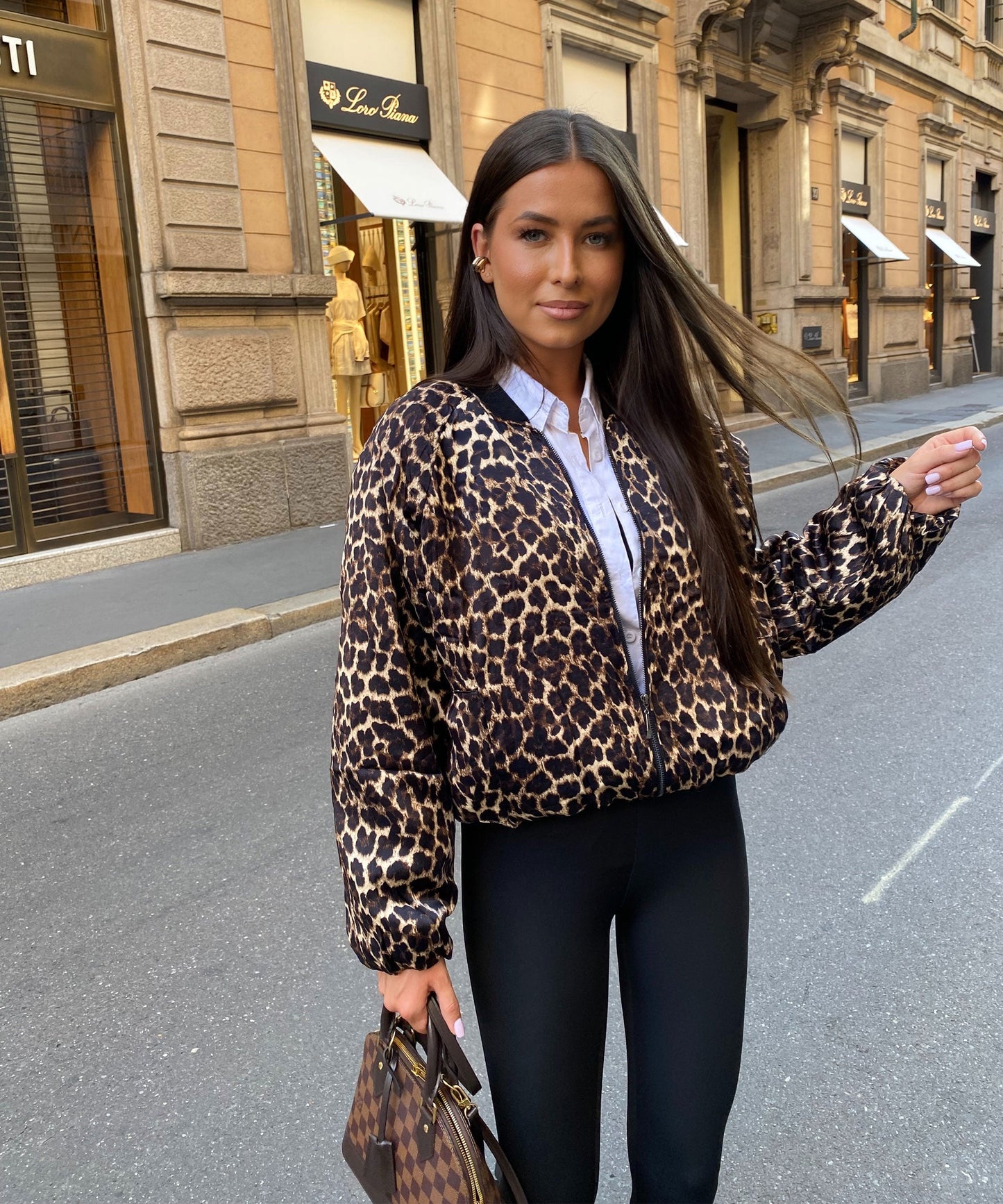 Esme | Modische Damenjacke aus Viskose, vielseitig & chic