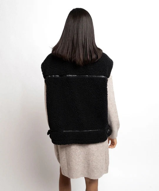 Amaya™ | Zeitlose Damenweste im modernen Stil