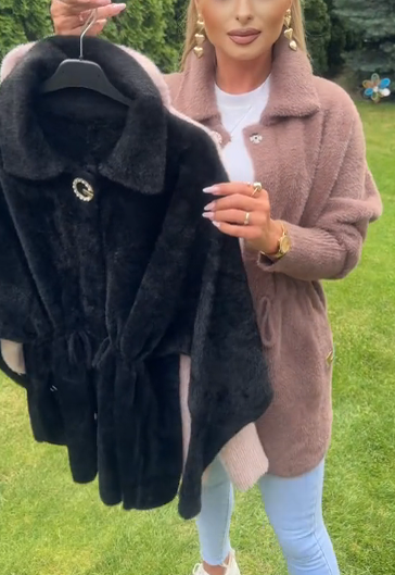 Dhenna | Weitgeschnittene Plüschjacke mit Revers