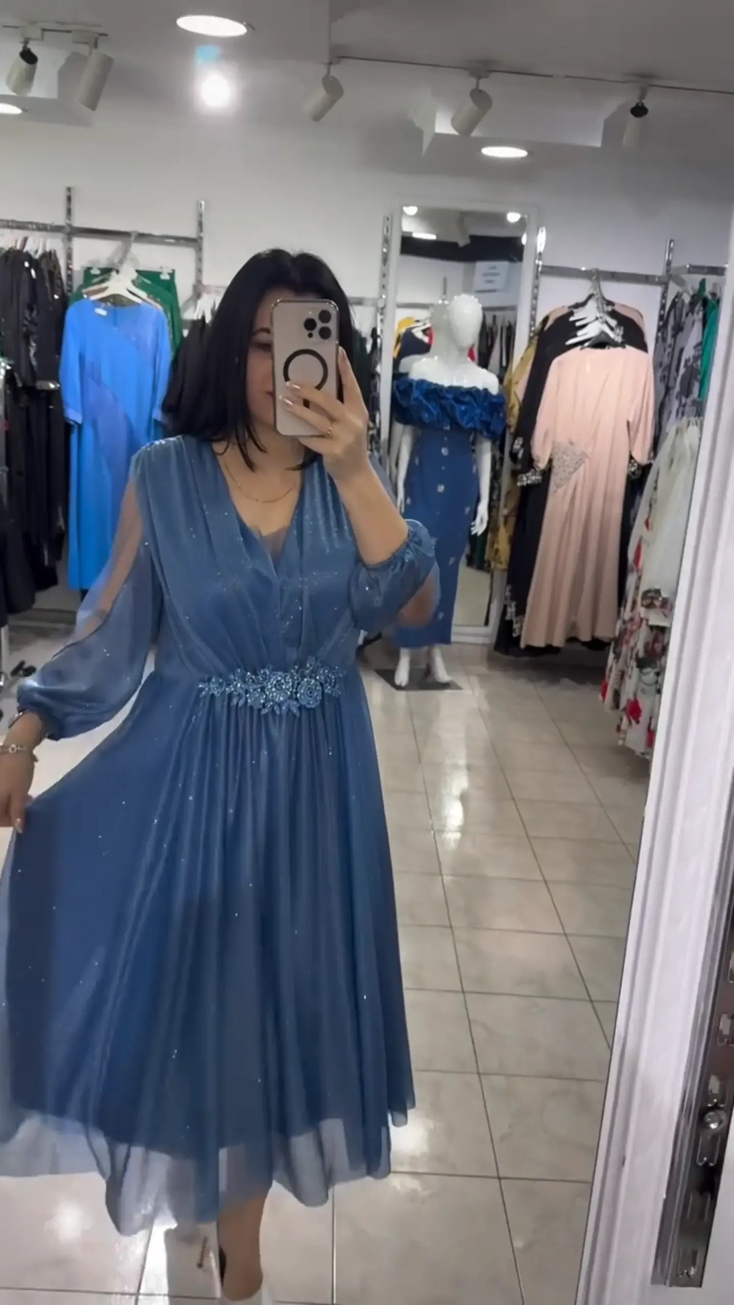 Serena | Modisches Kleid für Damen, stilvoll & bequem