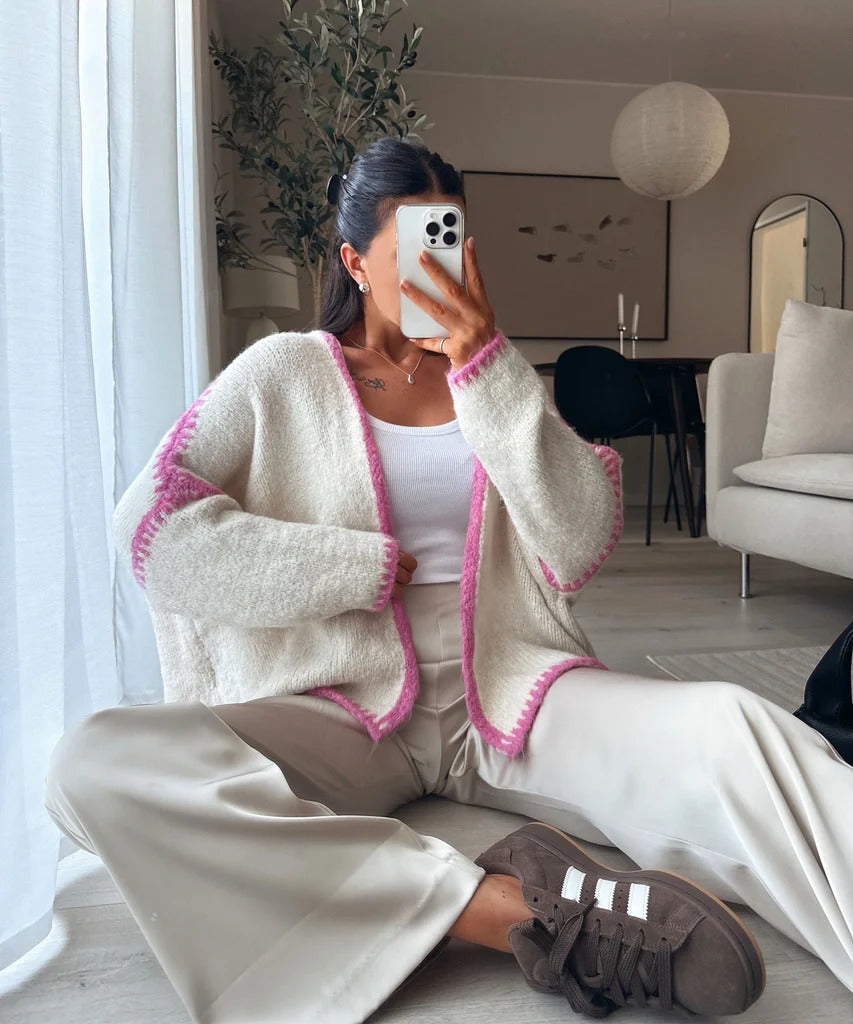 Adriana | Damen-Strickjacke, klassisch & bequem