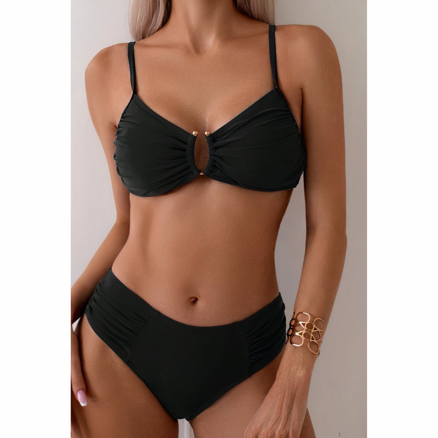 Adia | Stylischer zweiteiliger Rüschen-Bikini