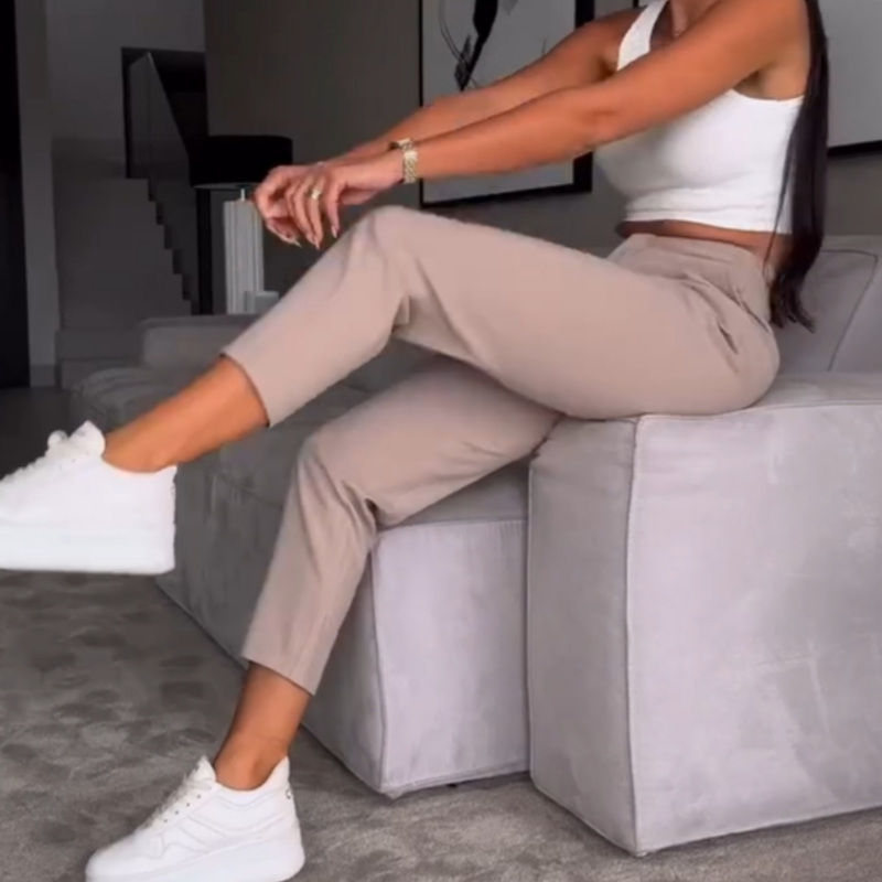 Georgia | Zeitlose Anzughose mit Nadelstreifen für Damen