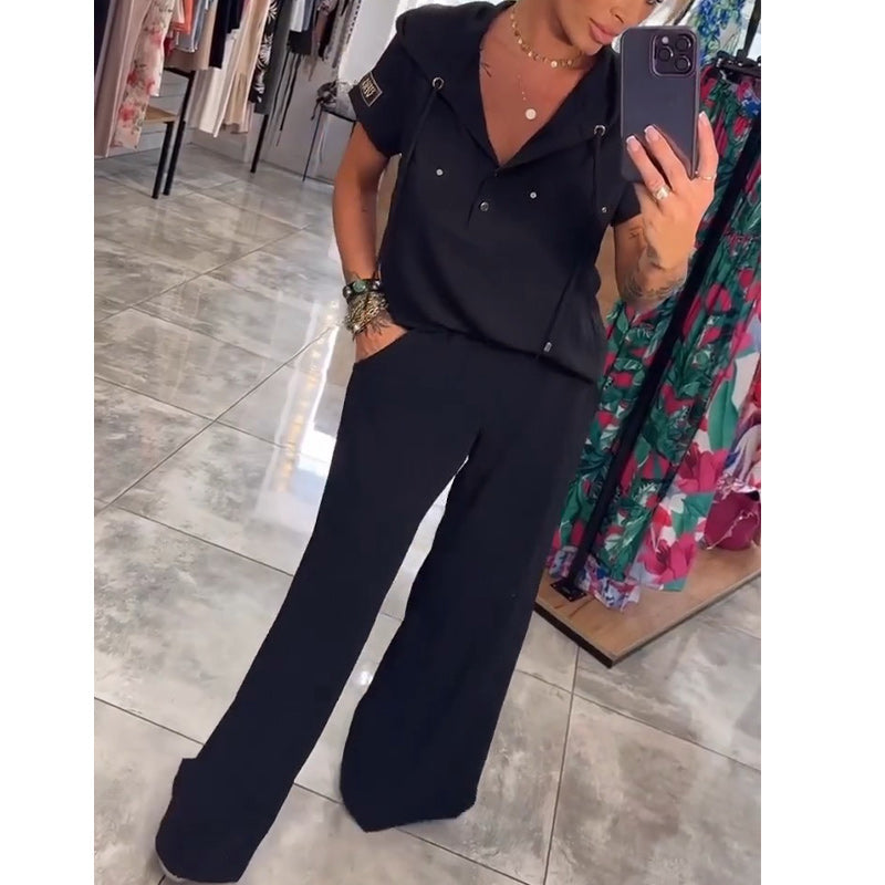 Akishia | Zweiteiler mit Kapuzen-Top und V-Ausschnitt