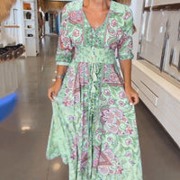 Miriam | Stylisches Urlaubskleid mit V-Ausschnitt und 3/4-Ärmeln