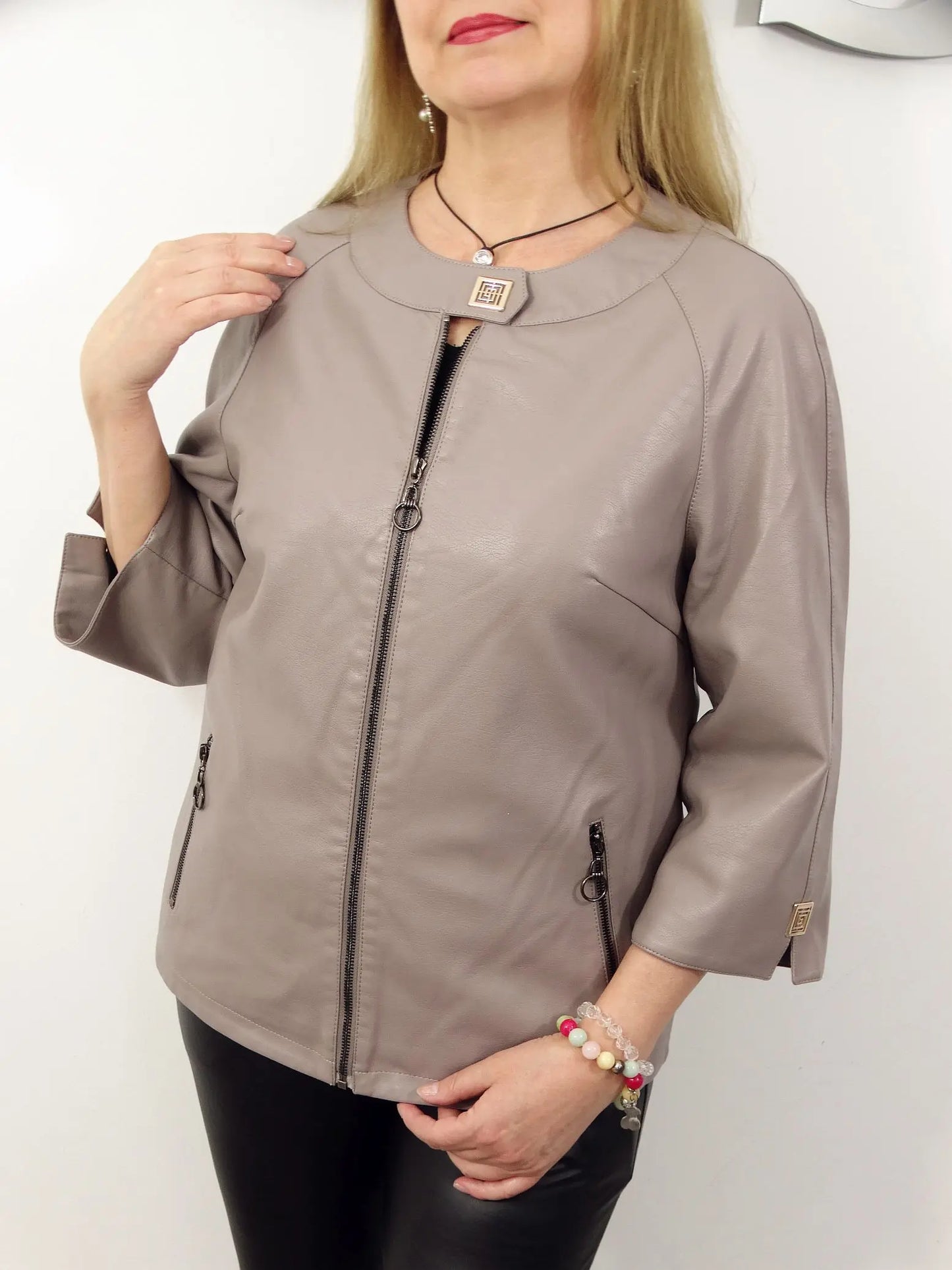 Cera | Schicke Kunstlederjacke