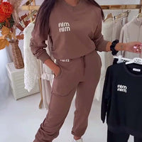 Arlette | modisches Zweiteiler-Set mit Sweatshirt und Hose.