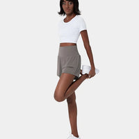 China | Sportliche Shorts mit hoher Taille und fließendem Oberstoff