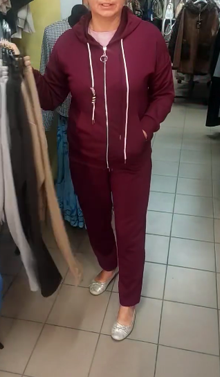 Laria | Set aus Hoodie und Freizeithose