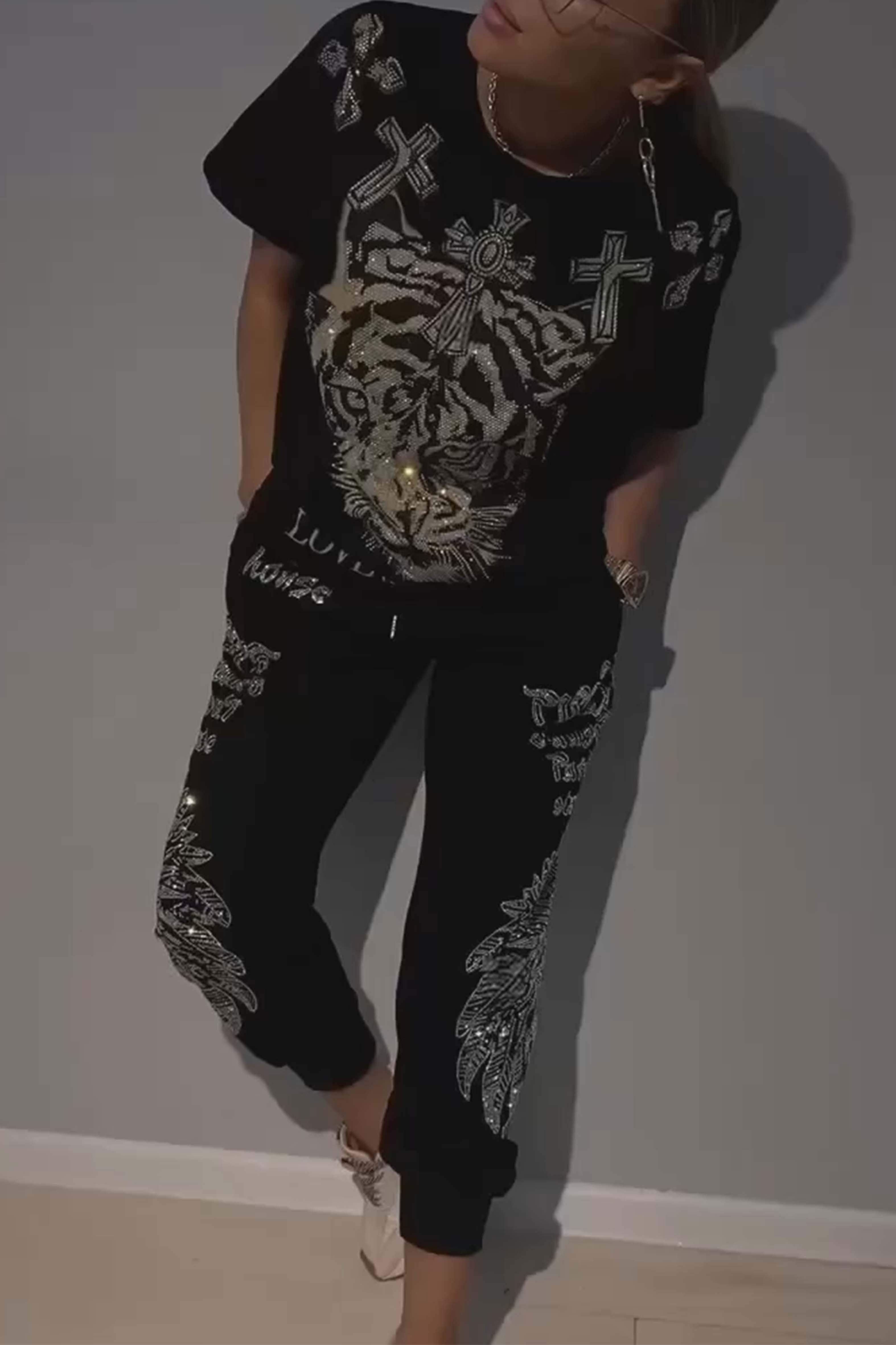 Ozria | Glamouröses Tiger-Trainingsanzug-Set