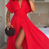 Della | schickes Damenkleid in Midi-Länge mit V-Ausschnitt.