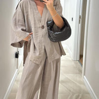 Natasha | modisches Set mit V-Ausschnitt