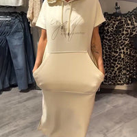 Zelha | Midikleid mit Kapuze