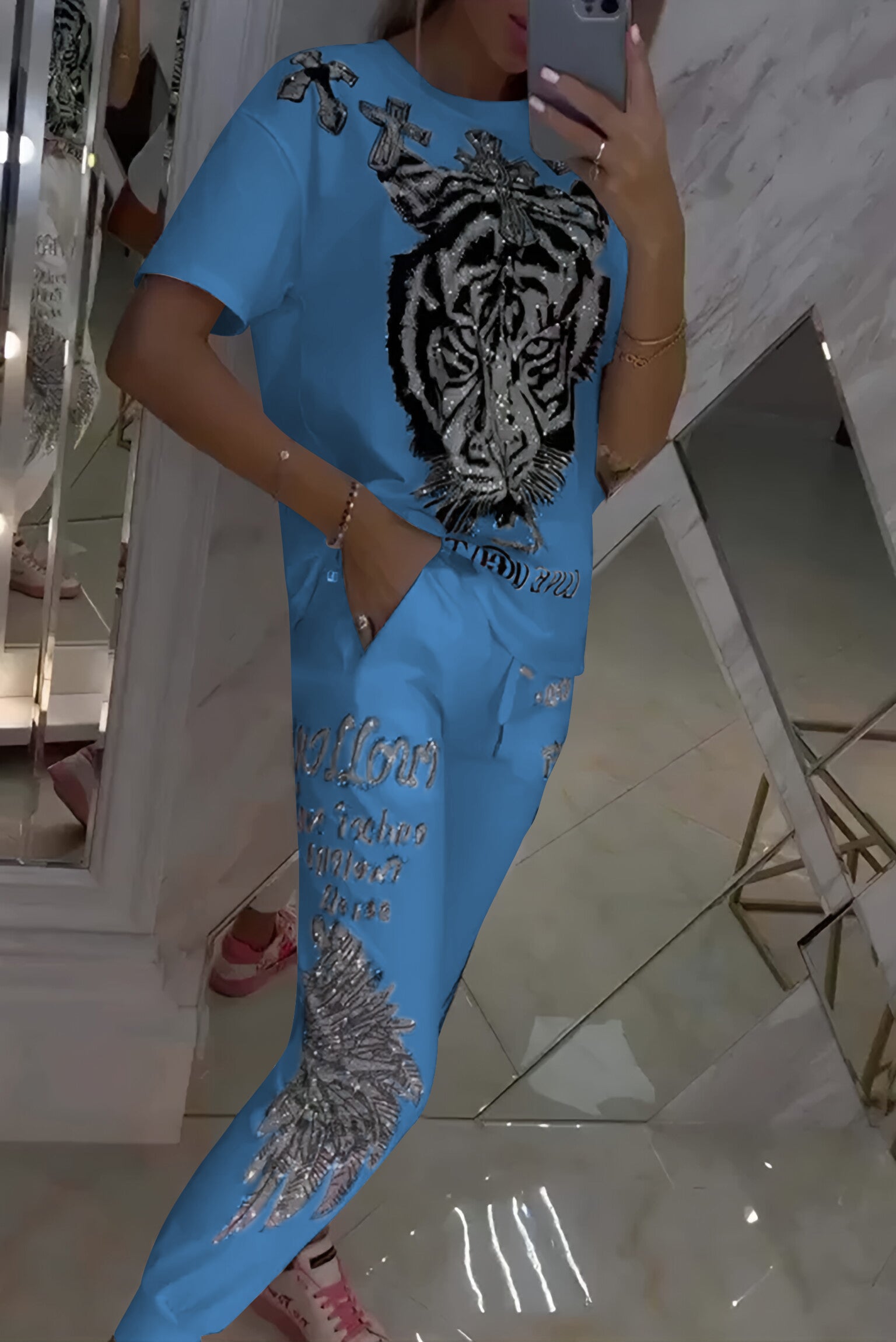 Ozria | Glamouröses Tiger-Trainingsanzug-Set