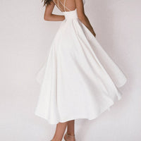 Khlea | Fließendes Maxikleid mit gekreuztem Rücken