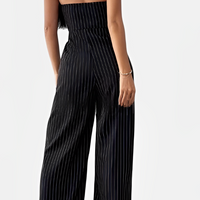 Elle | femininer Jumpsuit mit coolen Streifen für den Alltag